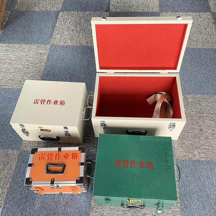 涉县爆破工程作业箱如何选择？玻璃钢与传统材质的全面对比